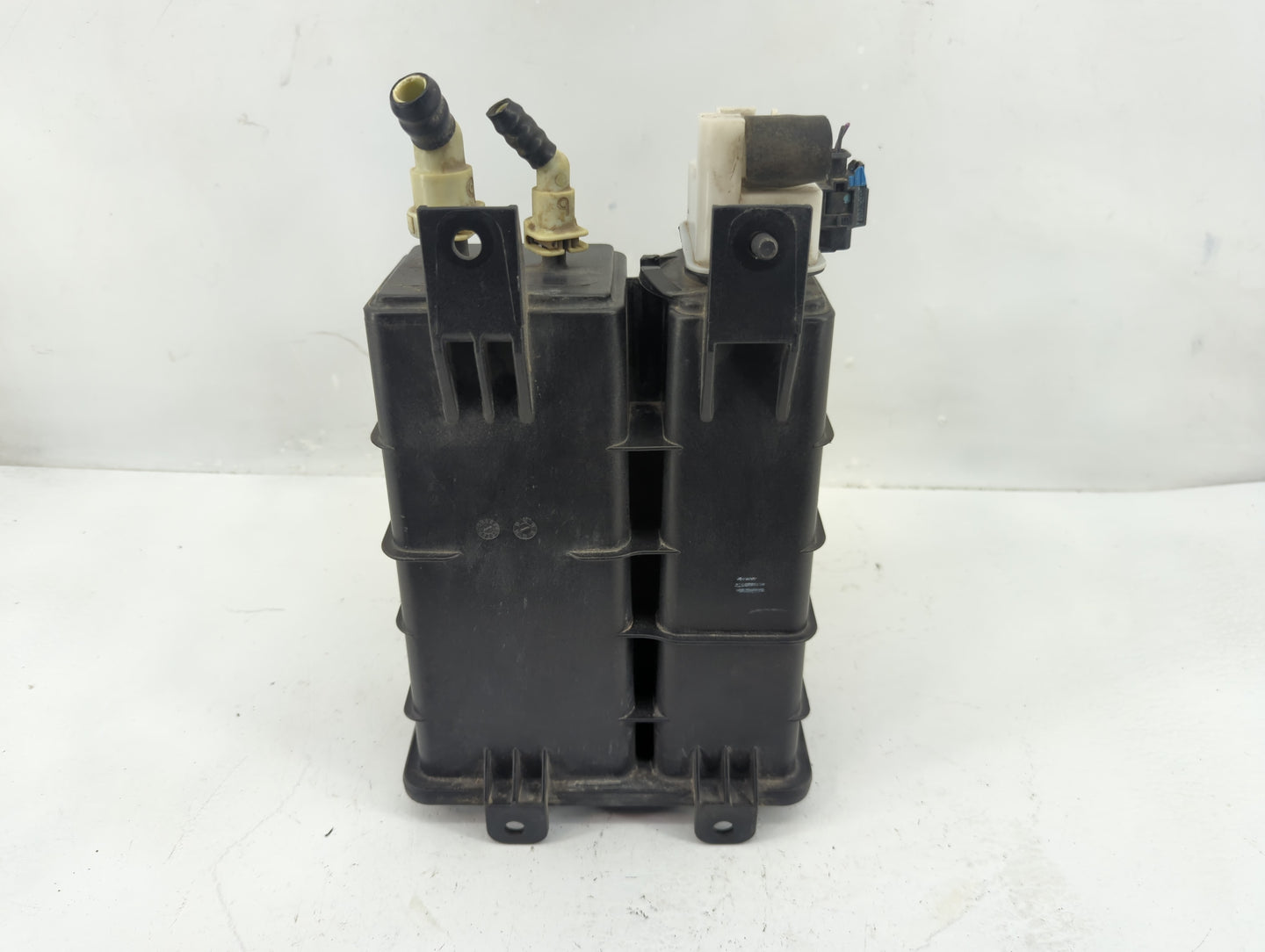 2015 Dodge Journey Fuel Vapor Charcoal Canister - Oemusedautoparts1.com