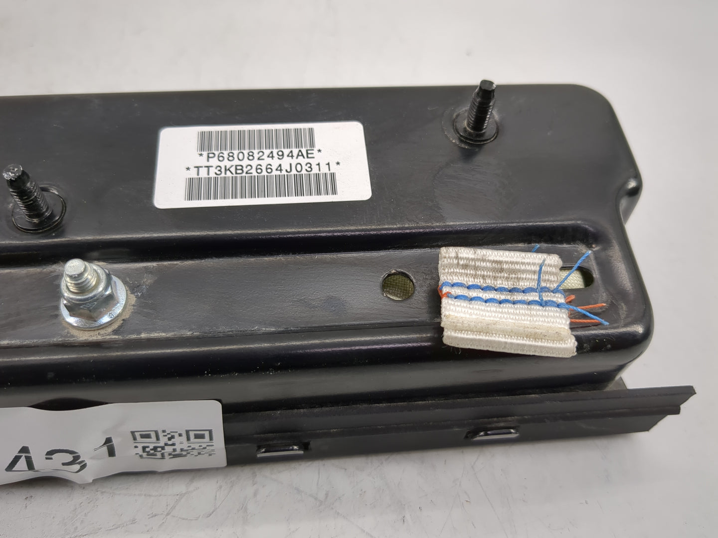 2015 Dodge Journey Air Bag Driver Left Knee OEM P/N:68082494AD Fits OEM Used Auto Parts - Oemusedautoparts1.com