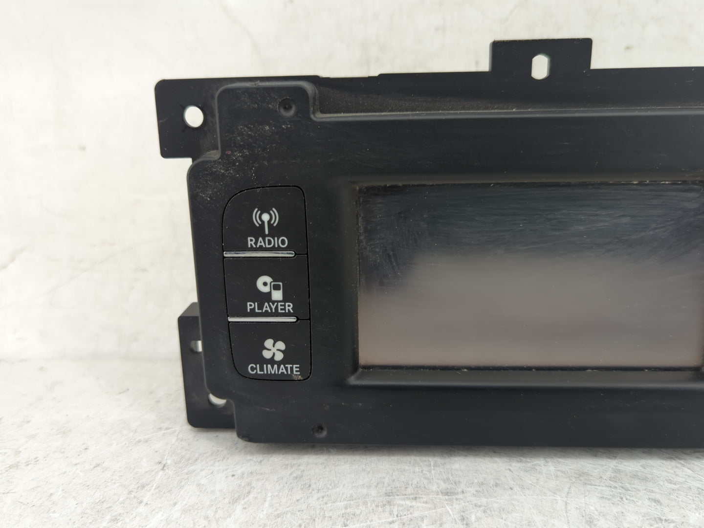 2018-2020 Dodge Journey Radio AM FM Cd Player Receiver Replacement P/N:05064976AI Fits Fits 2018 2019 2020 OEM Used Auto Par
