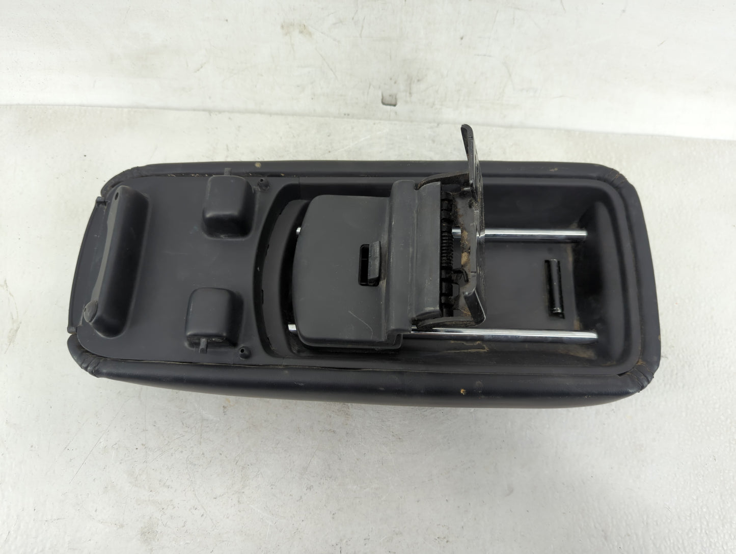 2015 Dodge Journey Center Console Armrest Cover Lid Fits OEM Used Auto Parts - Oemusedautoparts1.com
