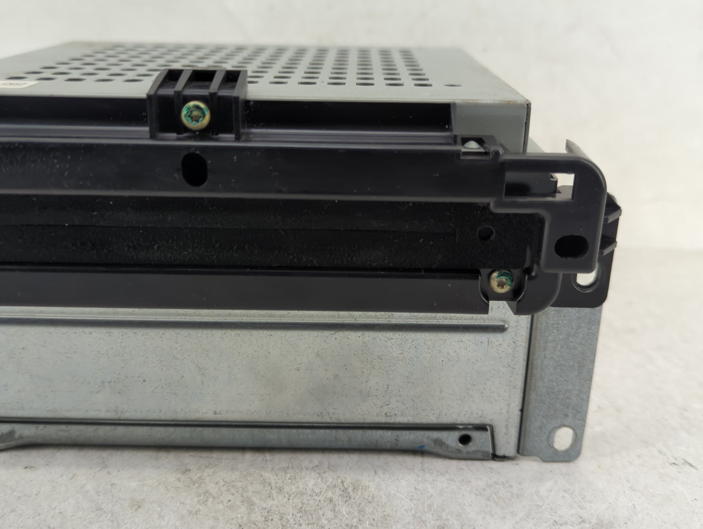 2018-2020 Dodge Journey Radio AM FM Cd Player Receiver Replacement P/N:P68209665AD Fits Fits 2018 2019 2020 OEM Used Auto Pa