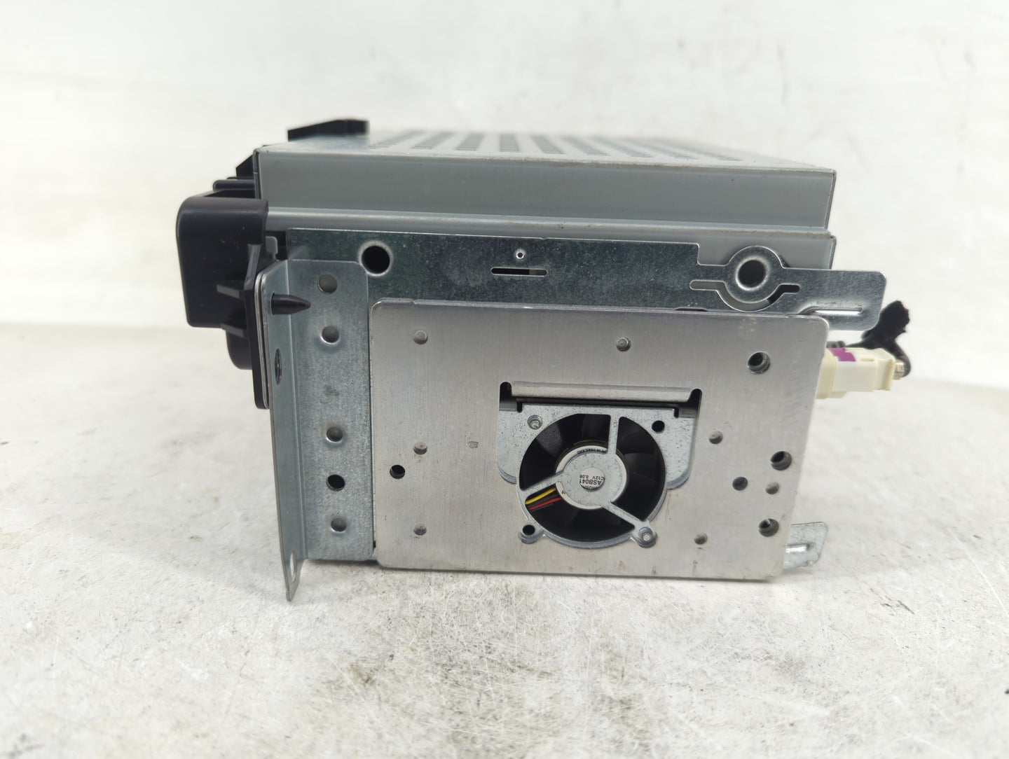 2018-2020 Dodge Journey Radio AM FM Cd Player Receiver Replacement P/N:P68209665AD Fits Fits 2018 2019 2020 OEM Used Auto Pa