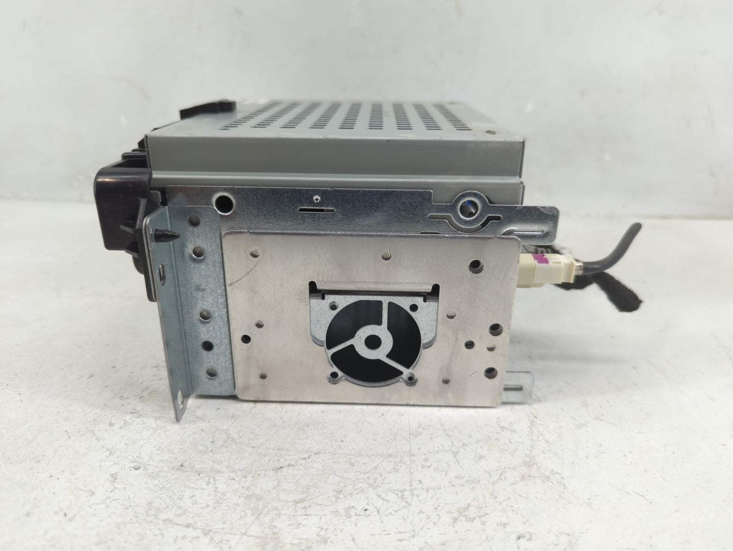 2015 Dodge Journey Radio AM FM Cd Player Receiver Replacement P/N:A2C01463500 Fits OEM Used Auto Parts - Oemusedautoparts1.c