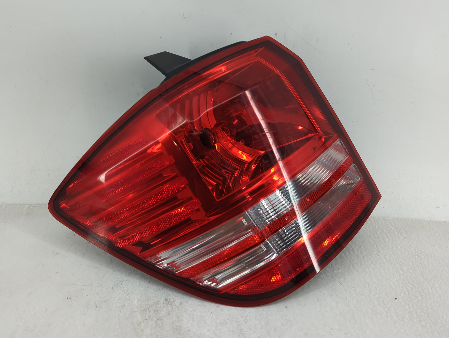 2015 Dodge Journey Tail Light Assembly Driver Left OEM P/N:05116291AH Fits OEM Used Auto Parts - Oemusedautoparts1.com