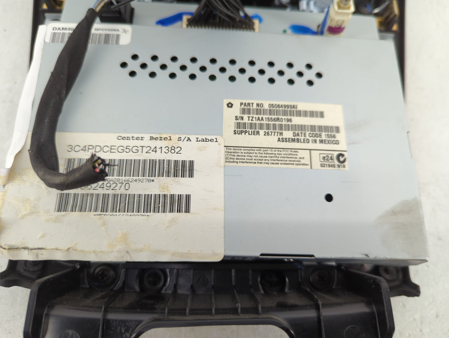 2015 Dodge Journey Information Display Screen 1397934 - Oemusedautoparts1.com