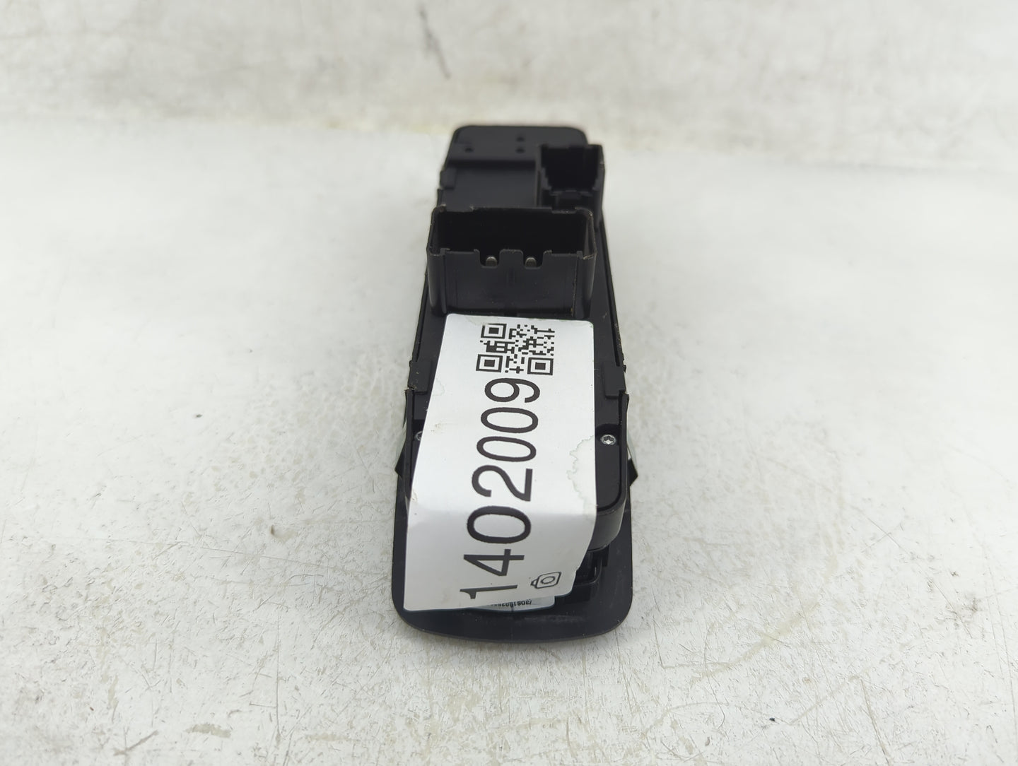 2015 Dodge Journey Master Power Window Switch Replacement Driver Side Left P/N:68084001AD Fits OEM Used Auto Parts - Oemused