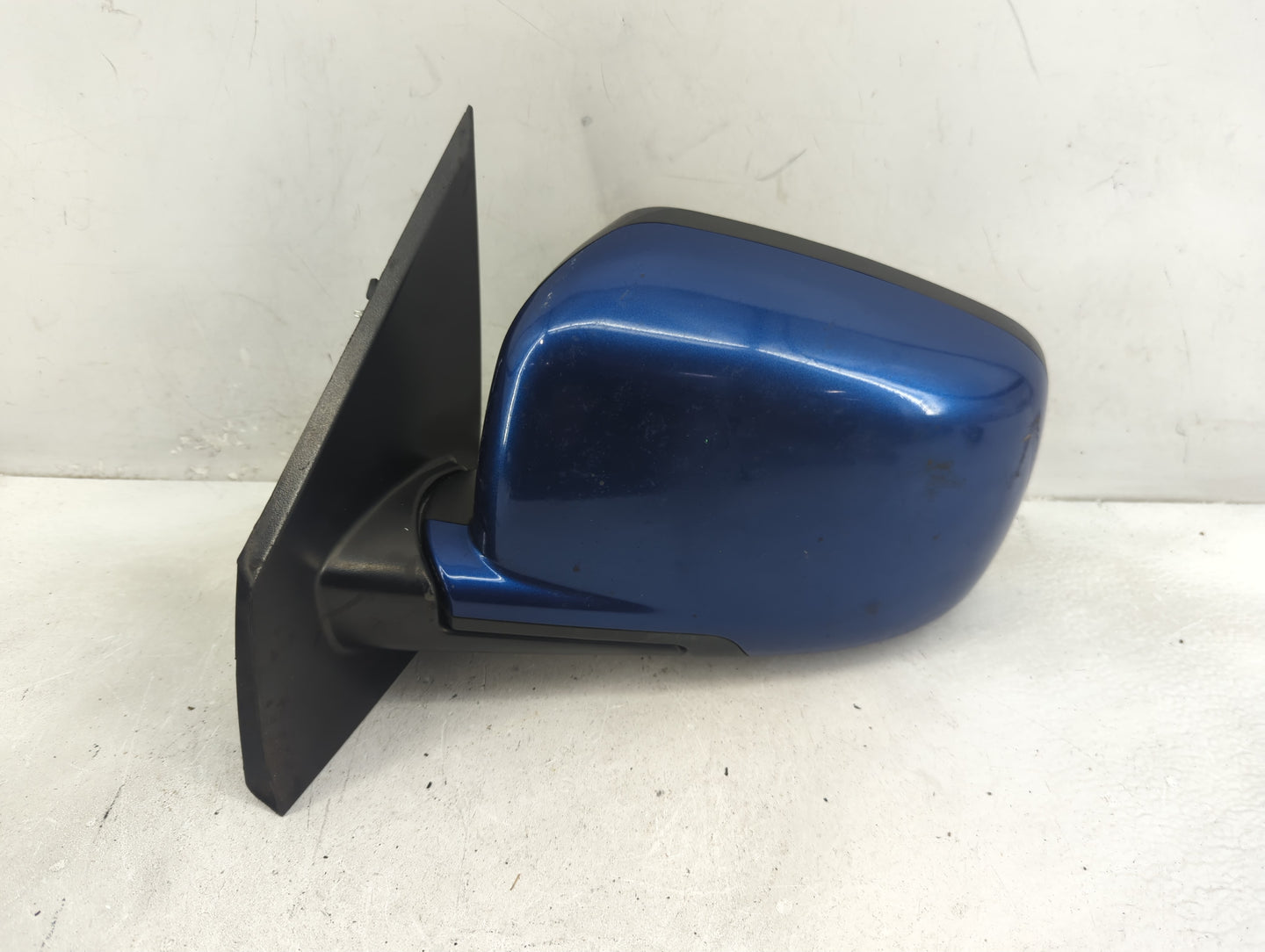 2015 Dodge Journey Driver Side View Mirror - Left Door Mirror OEM Used - Oemusedautoparts1.com