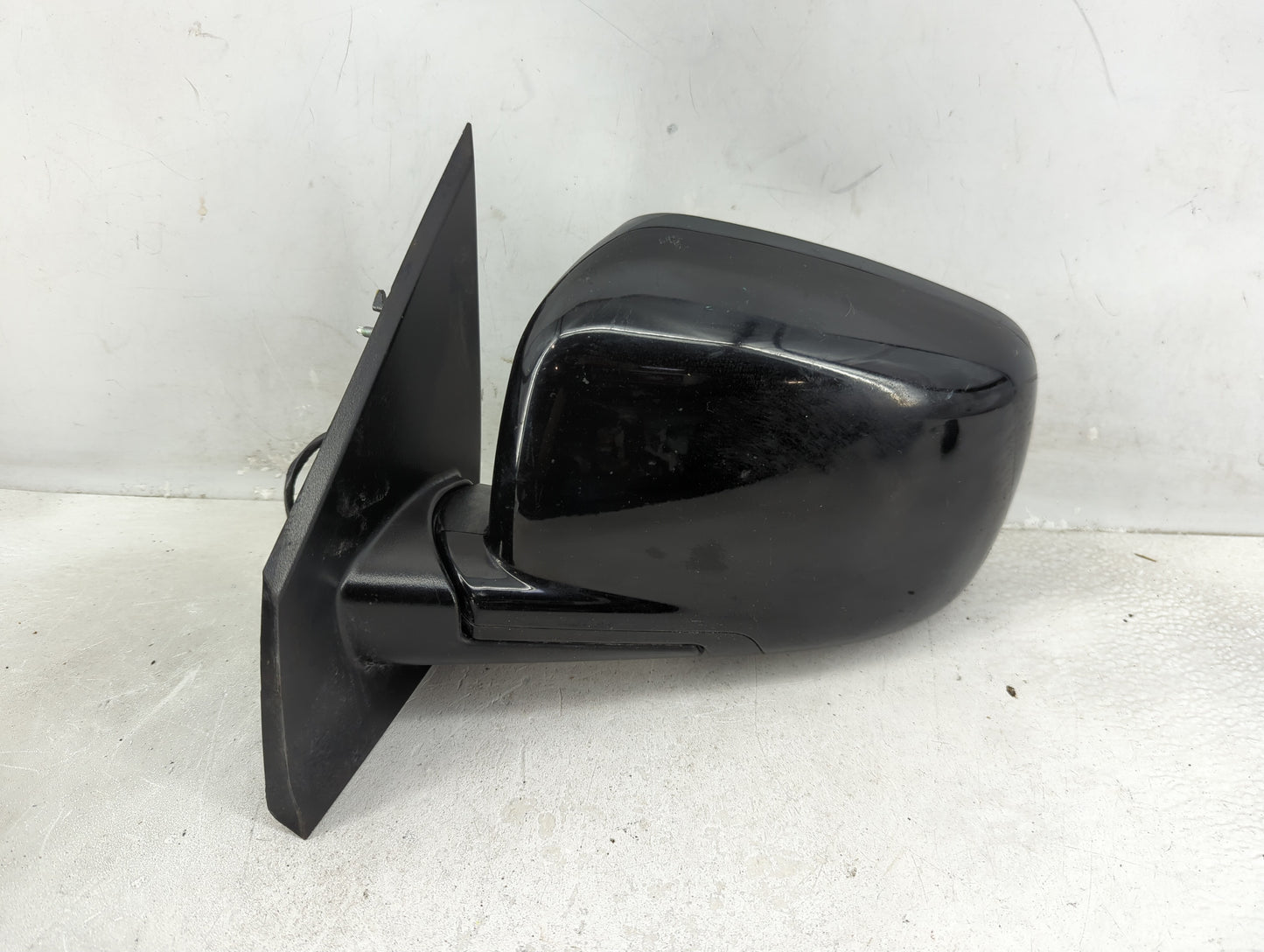 2015 Dodge Journey Driver Side View Mirror - Left Door Mirror OEM Used - Oemusedautoparts1.com