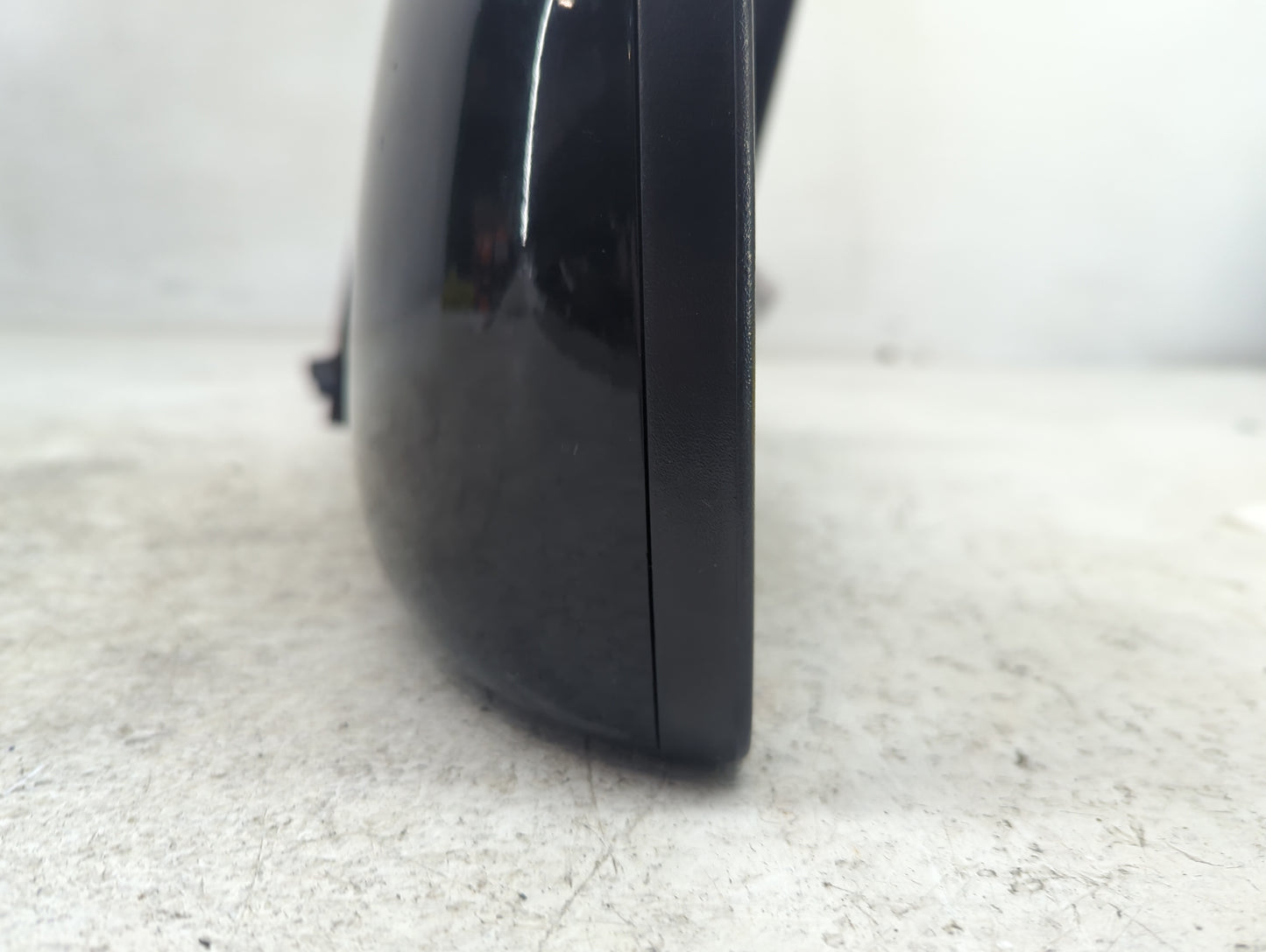 2015 Dodge Journey Driver Side View Mirror - Left Door Mirror OEM Used - Oemusedautoparts1.com