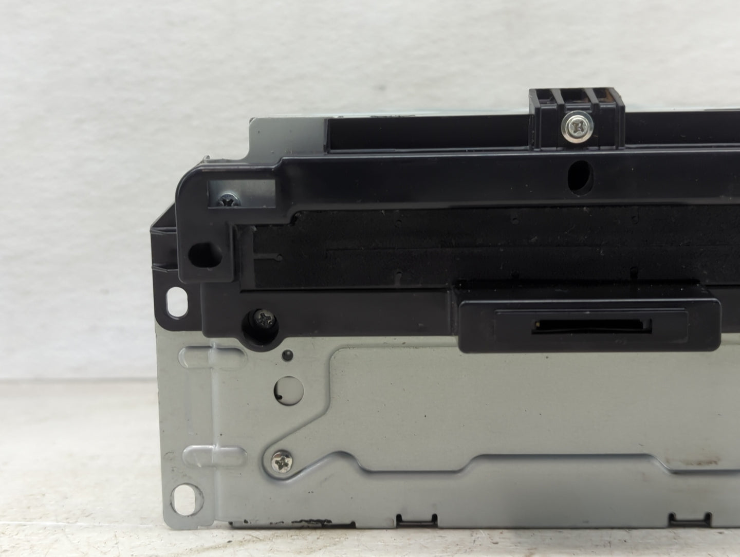 2015 Dodge Journey Radio AM FM Cd Player Receiver Replacement P/N:P68240129AA CQ-ZC04E1GXB Fits OEM Used Auto Parts - Oemuse