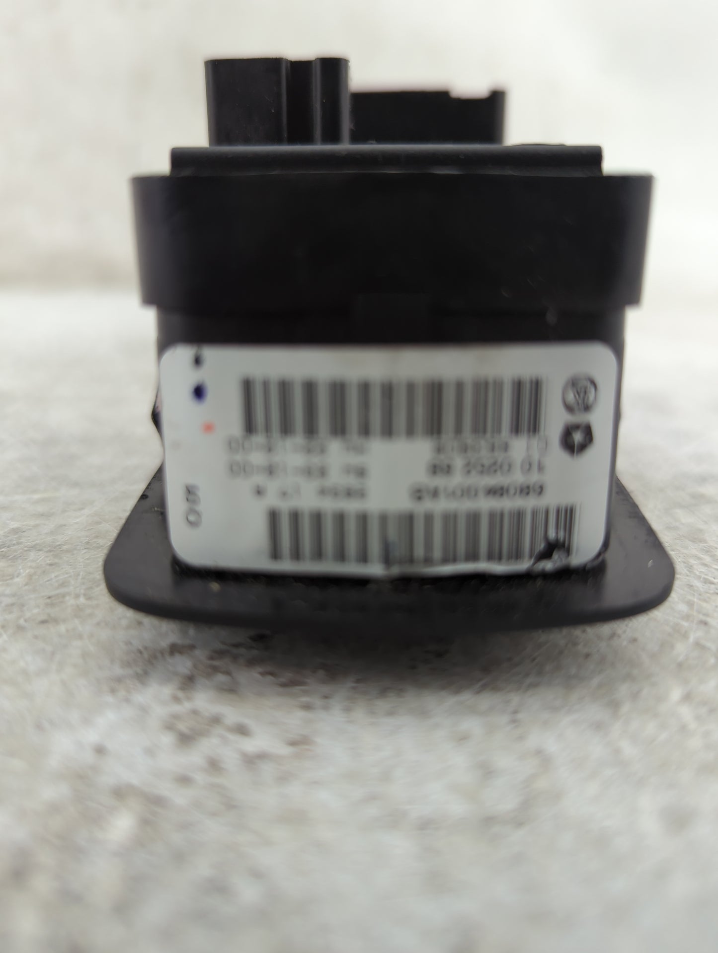 2015 Dodge Journey Master Power Window Switch Replacement Driver Side Left Fits OEM Used Auto Parts - Oemusedautoparts1.com