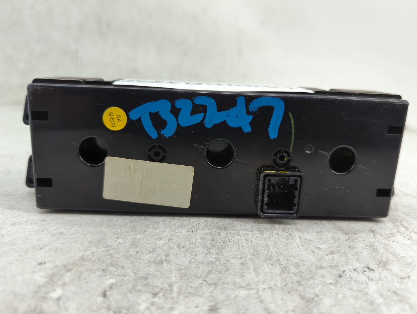 2011-2020 Dodge Journey Climate Control Module Temperature AC/Heater Replacement Fits OEM Used Auto Parts - Oemusedautoparts
