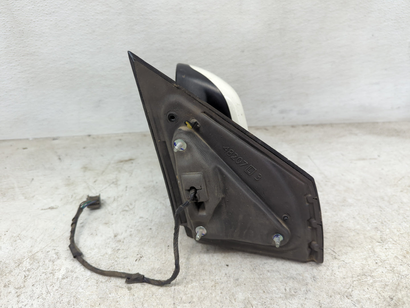 2015 Dodge Journey Driver Side View Mirror - Left Door Mirror OEM Used - Oemusedautoparts1.com