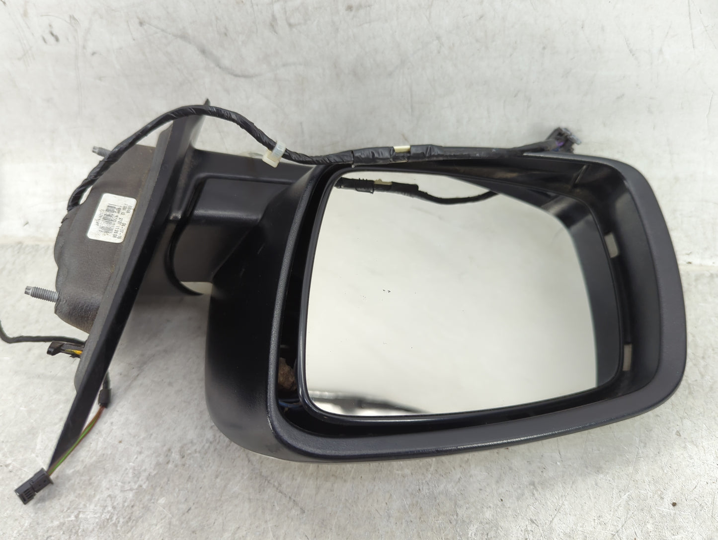 2015 Dodge Journey Driver Side View Mirror - Left Door Mirror OEM Used - Oemusedautoparts1.com