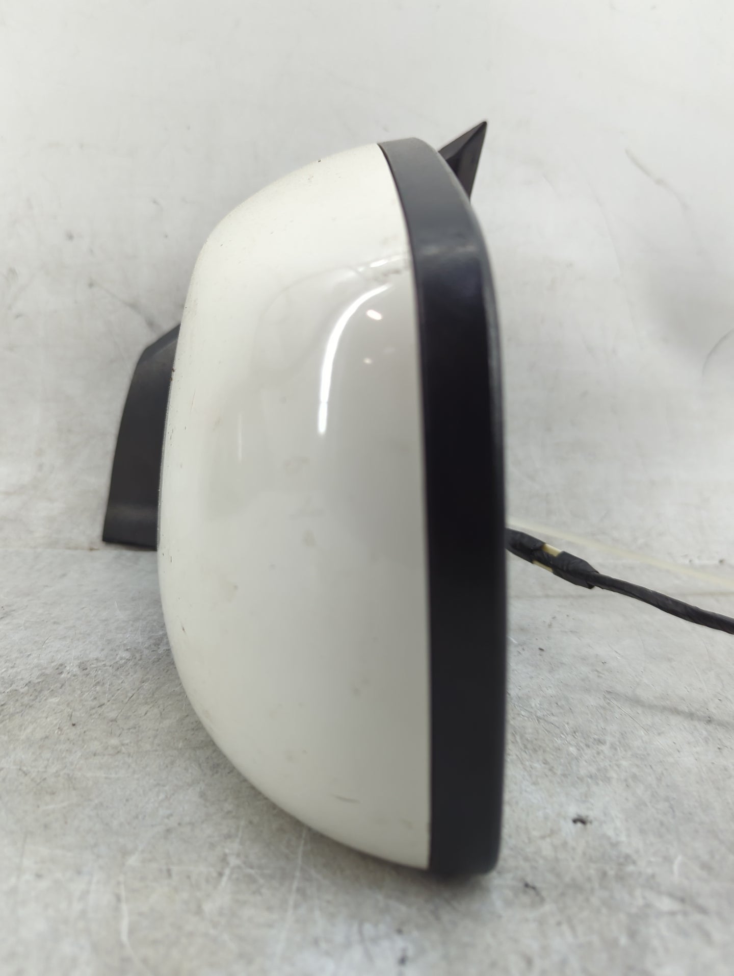 2015 Dodge Journey Driver Side View Mirror - Left Door Mirror OEM Used - Oemusedautoparts1.com