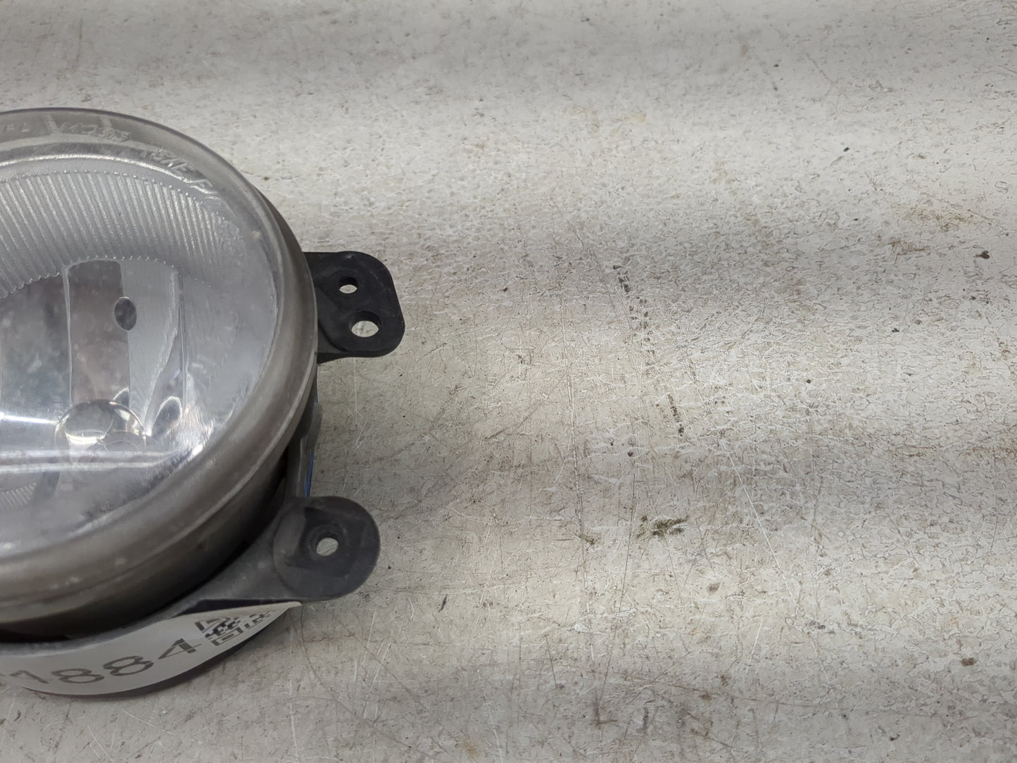 2018-2020 Dodge Journey Passenger Right Oem Fog Light Lamp Black - Oemusedautoparts1.com