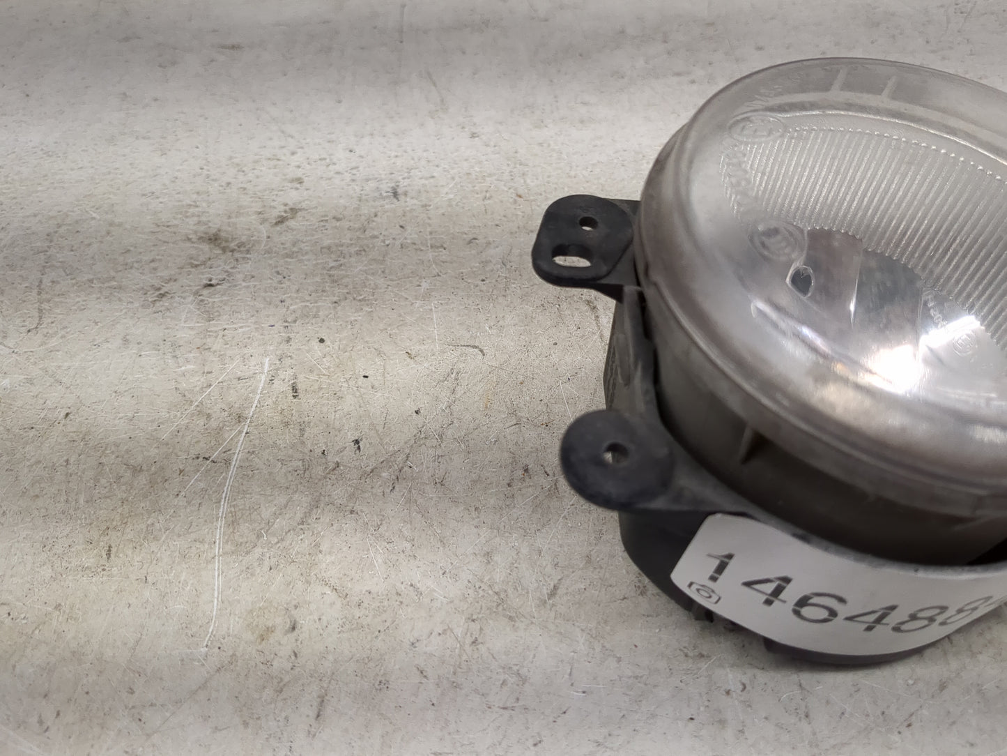 2018-2020 Dodge Journey Passenger Right Oem Fog Light Lamp Black - Oemusedautoparts1.com