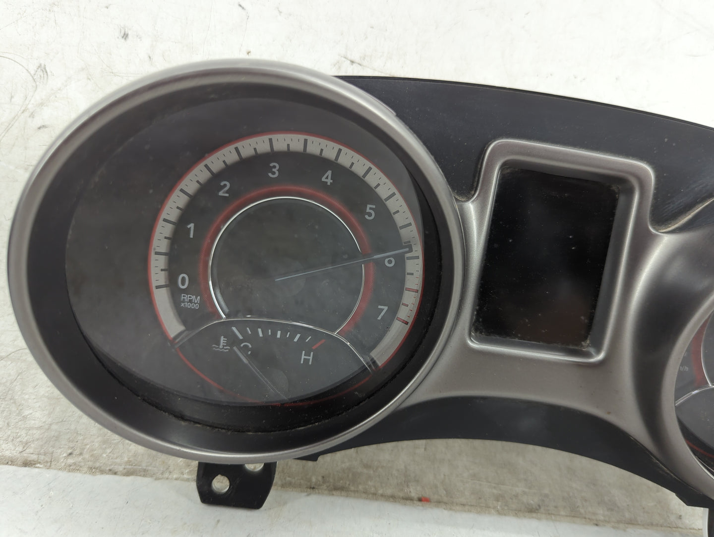 2015 Dodge Journey Instrument Cluster Speedometer Gauges P/N:68249018AA CR-0041-608-MR-CO Miles: Fits OEM Used Auto Parts - 