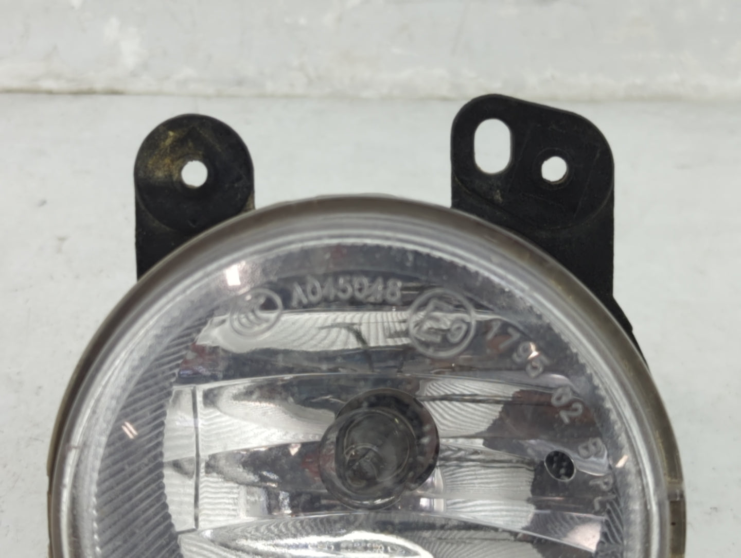 2018-2020 Dodge Journey Driver Left Oem Fog Light Lamp 1465340 - Oemusedautoparts1.com