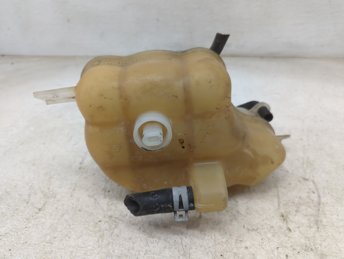 2009-2019 Dodge Journey Radiator Coolant Overflow Expansion Tank Bottle 1465575 - Oemusedautoparts1.com