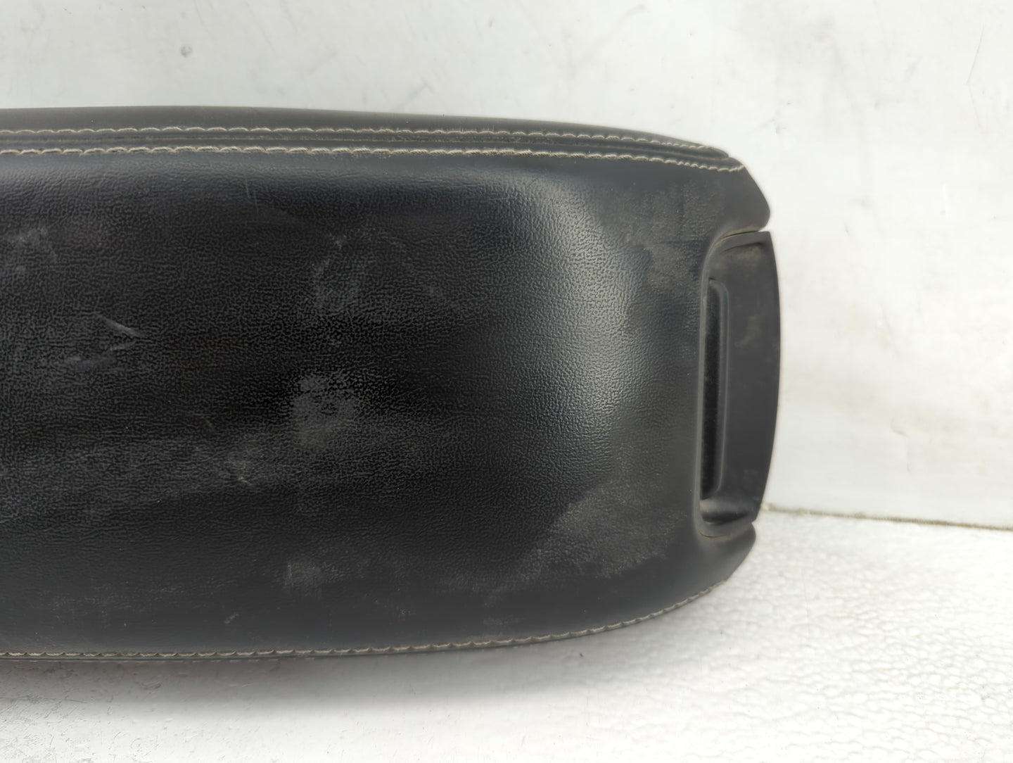 2015 Dodge Journey Center Console Armrest Cover Lid P/N:202297 Fits OEM Used Auto Parts - Oemusedautoparts1.com
