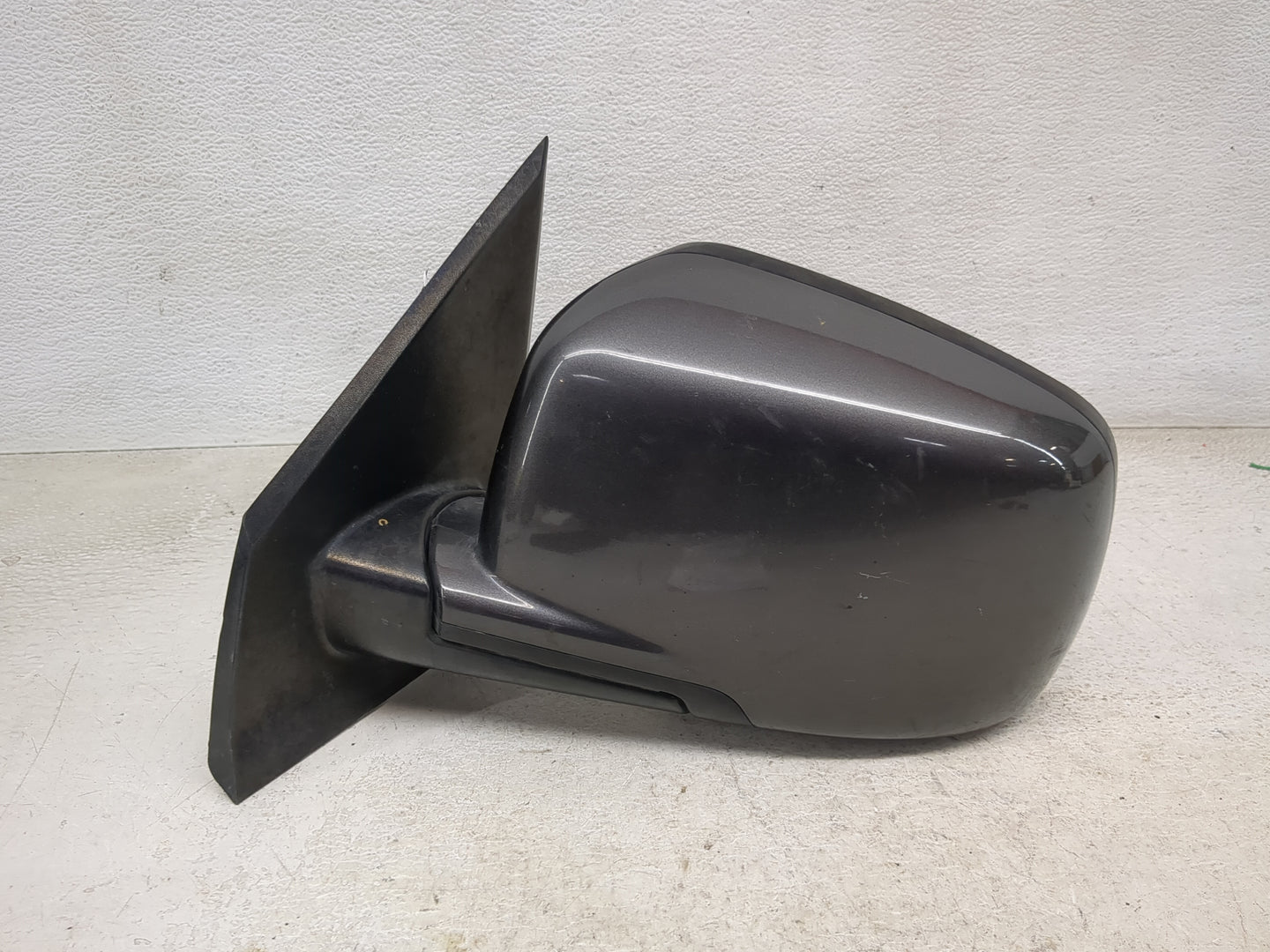 2015 Dodge Journey Driver Side View Mirror - Left Door Mirror OEM Used - Oemusedautoparts1.com
