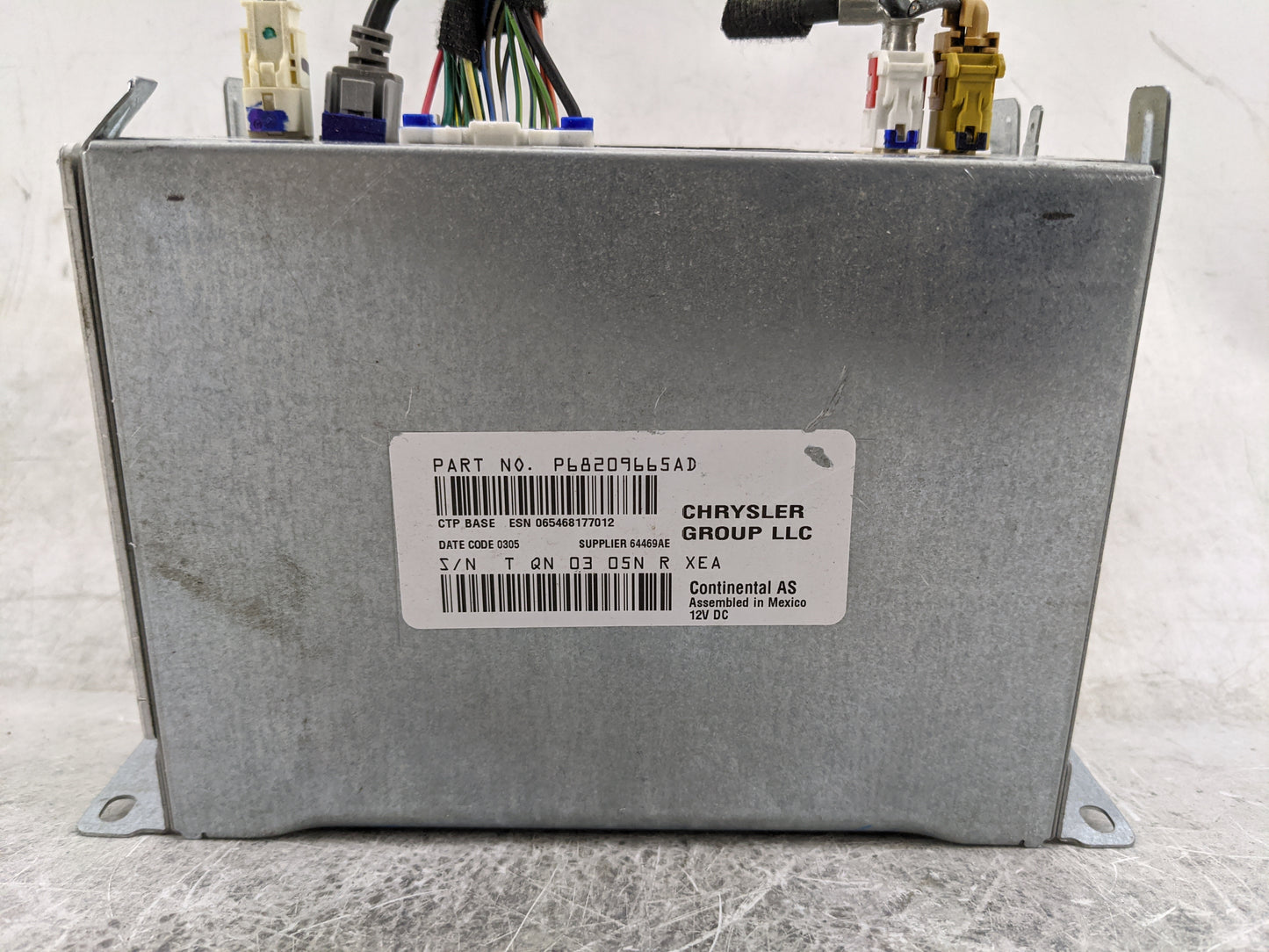 2018-2020 Dodge Journey Radio AM FM Cd Player Receiver Replacement P/N:P68209665AD A2C01463500 Fits Fits 2018 2019 2020 OEM 