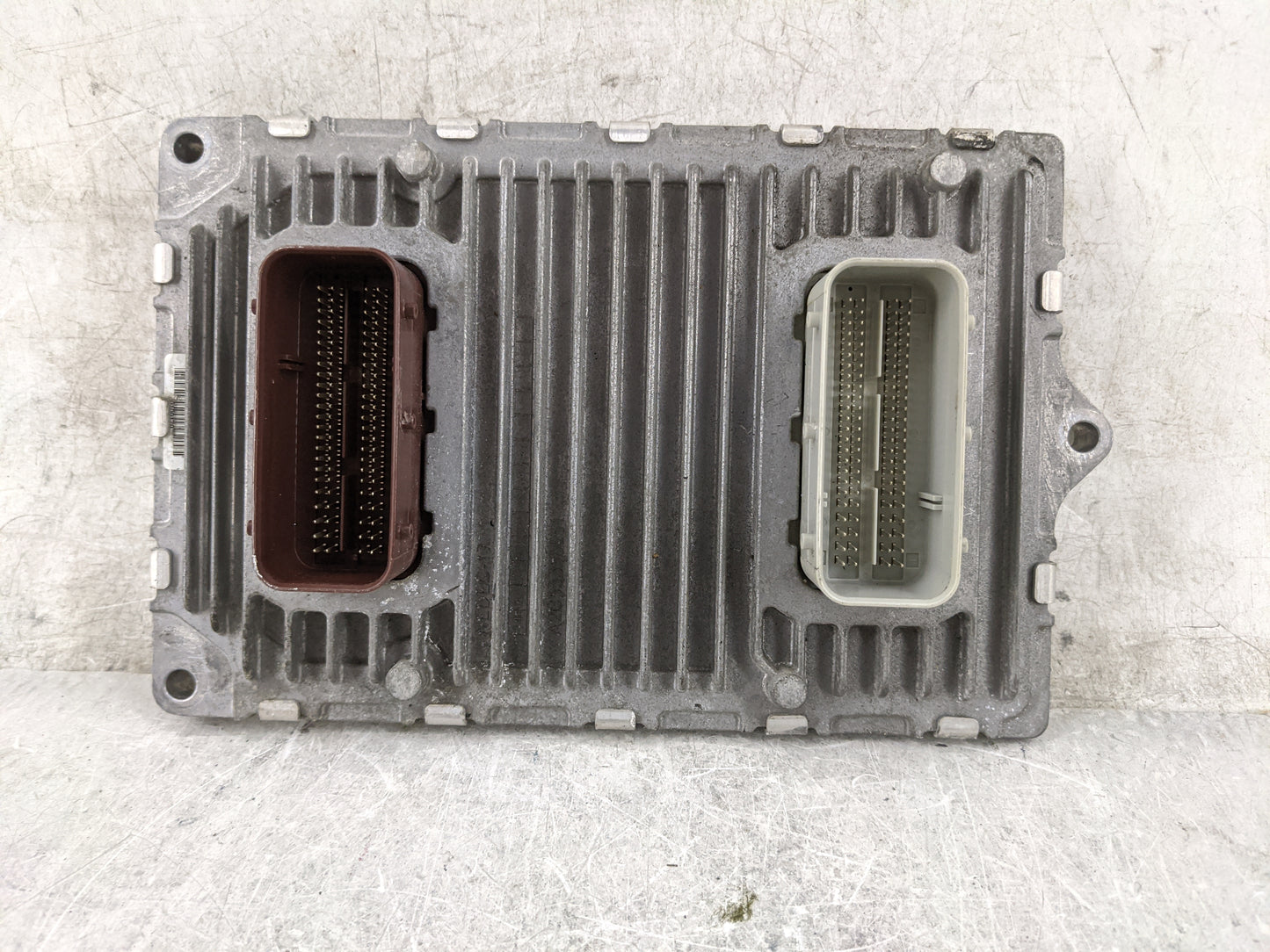 2015 Dodge Journey PCM Engine Control Computer ECU ECM PCU OEM P/N:P05150923AB T00EM2674ZZGKF, 68239253AB, A2C7432270100 Fit