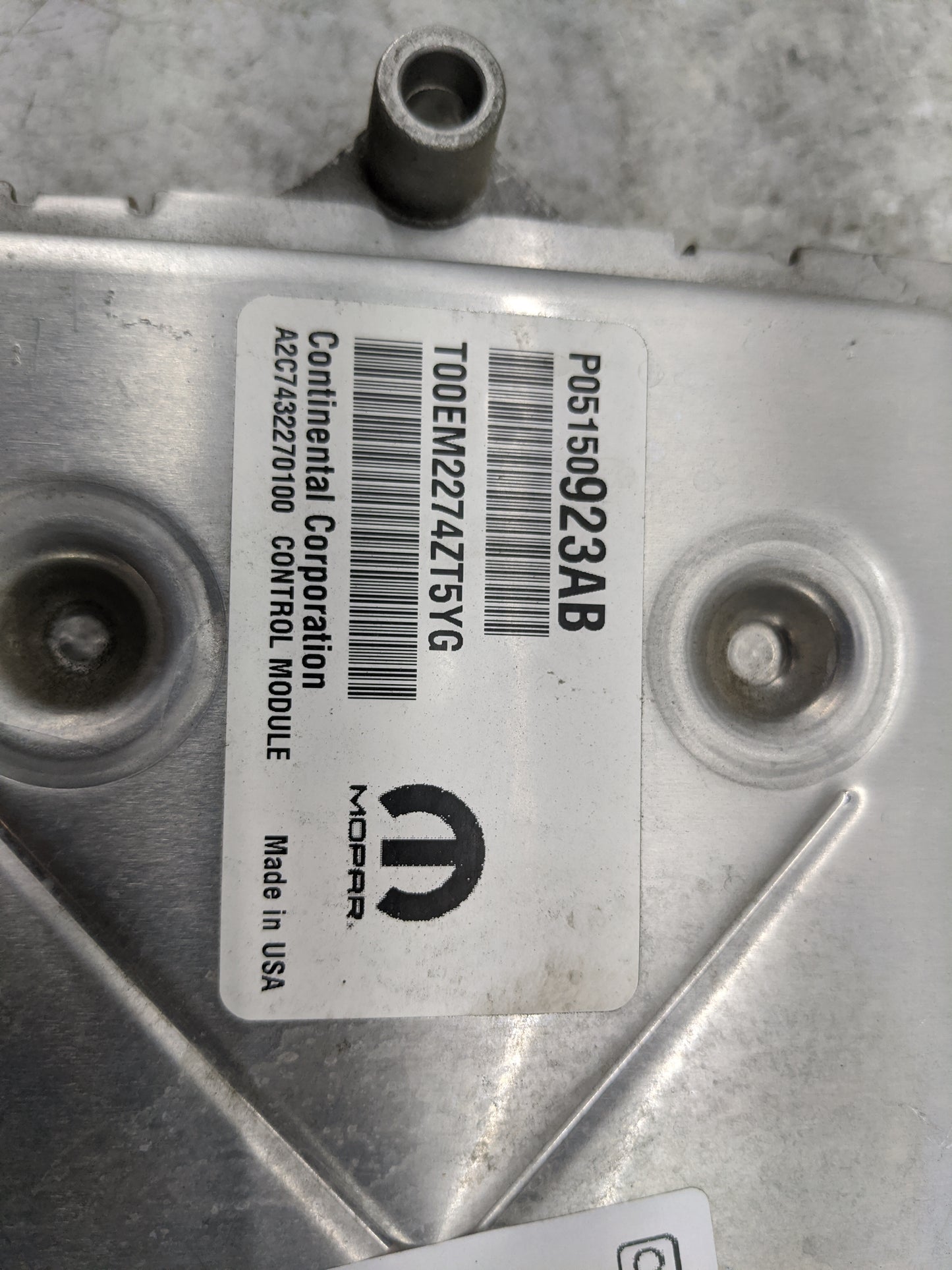 2015 Dodge Journey PCM Engine Control Computer ECU ECM PCU OEM P/N:P05150923AB T00EM2274ZT5YG, A2C74322Z70100, A2C55358551 F