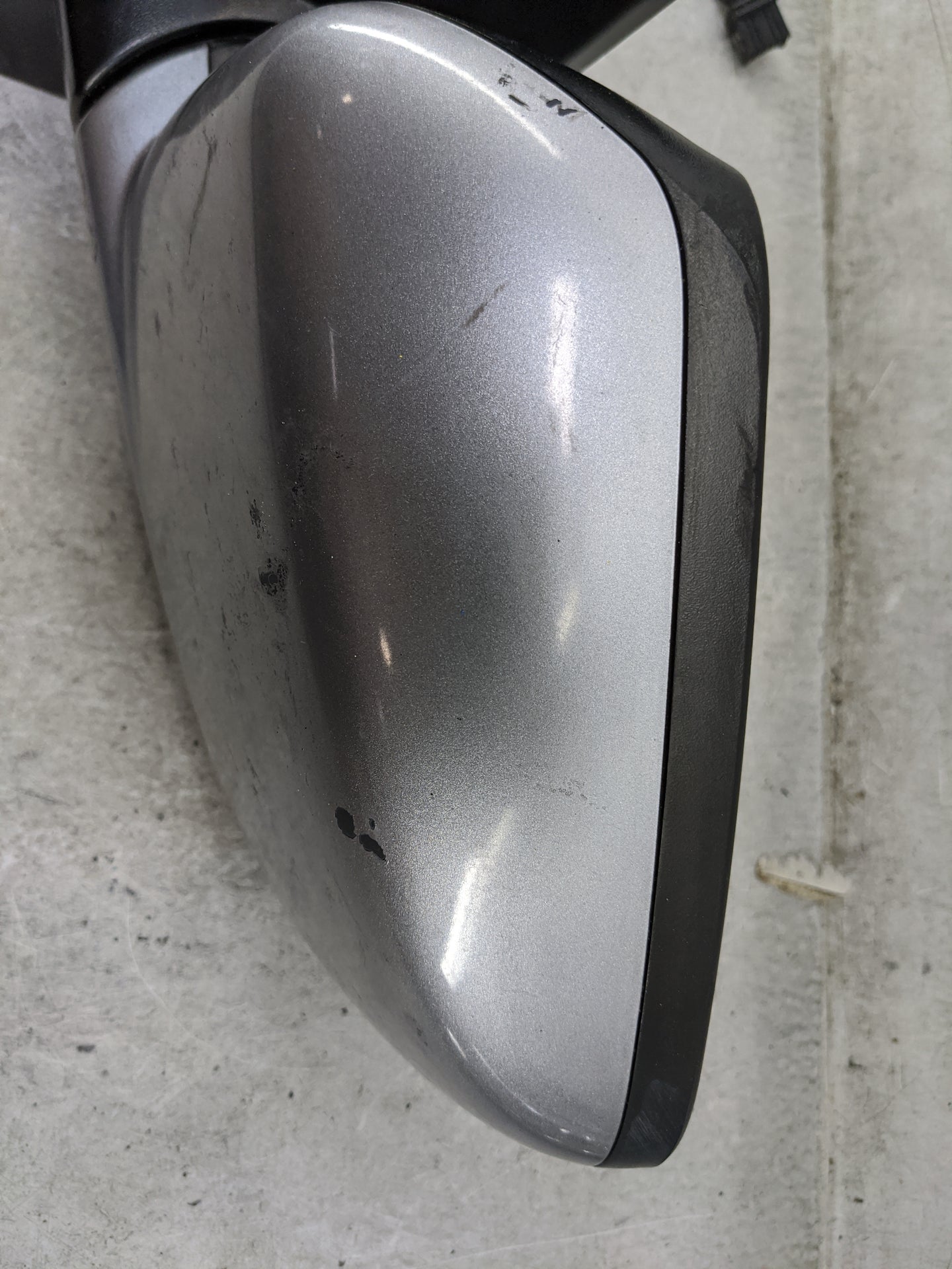 2015 Dodge Journey Driver Side View Mirror - Left Door Mirror OEM Used - Oemusedautoparts1.com