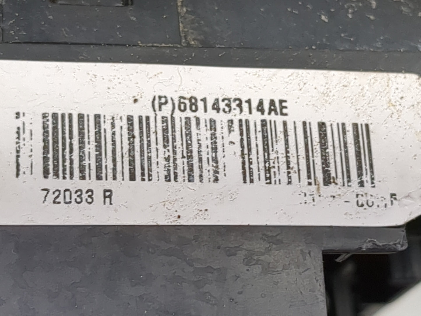 2012-2019 Dodge Journey Fusebox Fuse Box Relay Module Tipm 68143314ae - Oemusedautoparts1.com