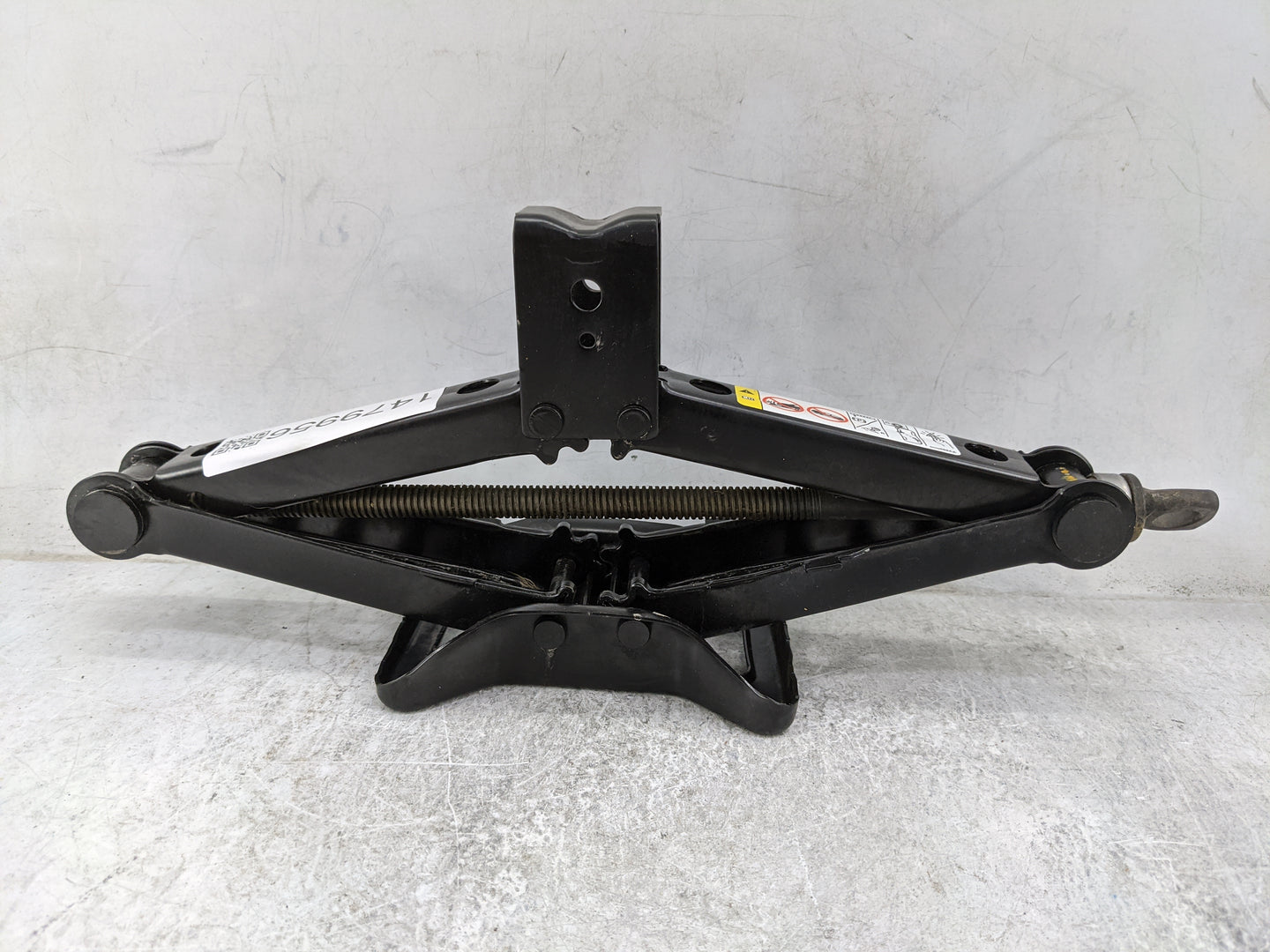2015 Dodge Journey Spare Scissor Car Jack Black - Oemusedautoparts1.com