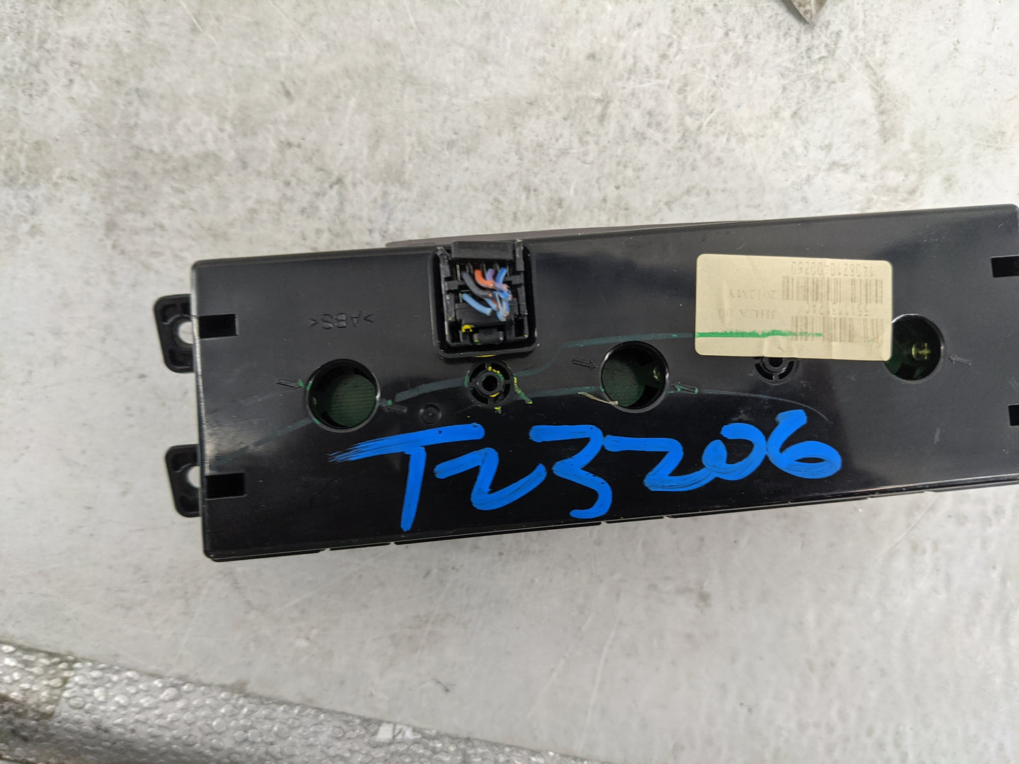 2011-2020 Dodge Journey Climate Control Module Temperature AC/Heater Replacement Fits OEM Used Auto Parts - Oemusedautoparts