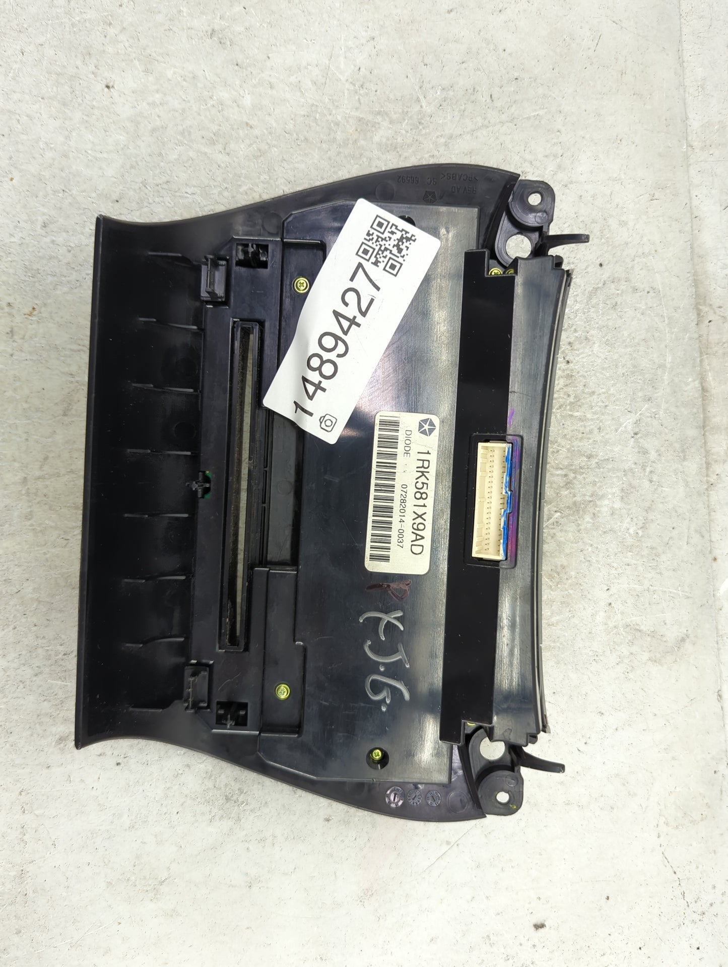 2011-2017 Dodge Journey Climate Control Module Temperature AC/Heater Replacement P/N:1RK581X9AD Fits OEM Used Auto Parts - O