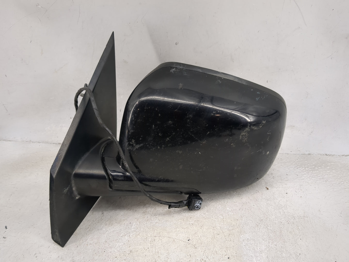 2015 Dodge Journey Driver Side View Mirror - Left Door Mirror OEM Used - Oemusedautoparts1.com
