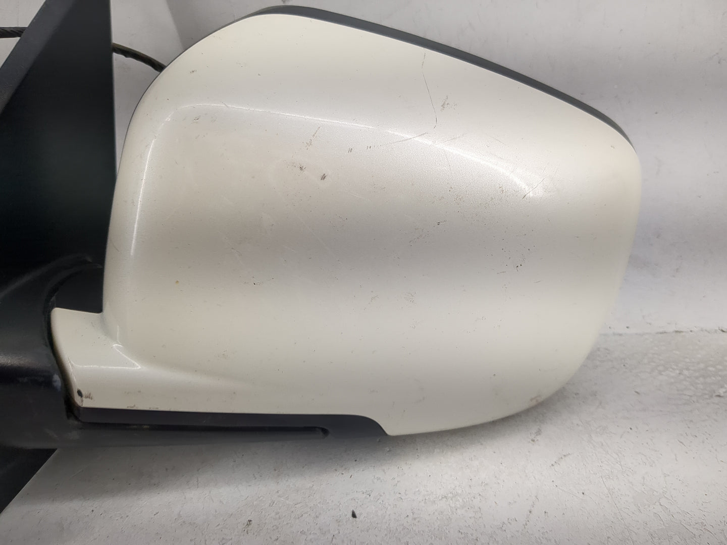 2015 Dodge Journey Driver Side View Mirror - Left Door Mirror OEM Used - Oemusedautoparts1.com