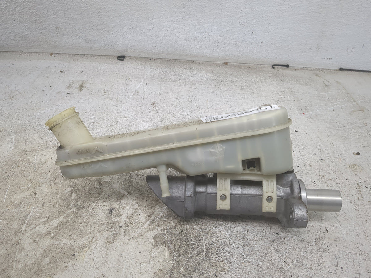 2015 Dodge Journey Brake Master Cylinder 1500889 - Oemusedautoparts1.com