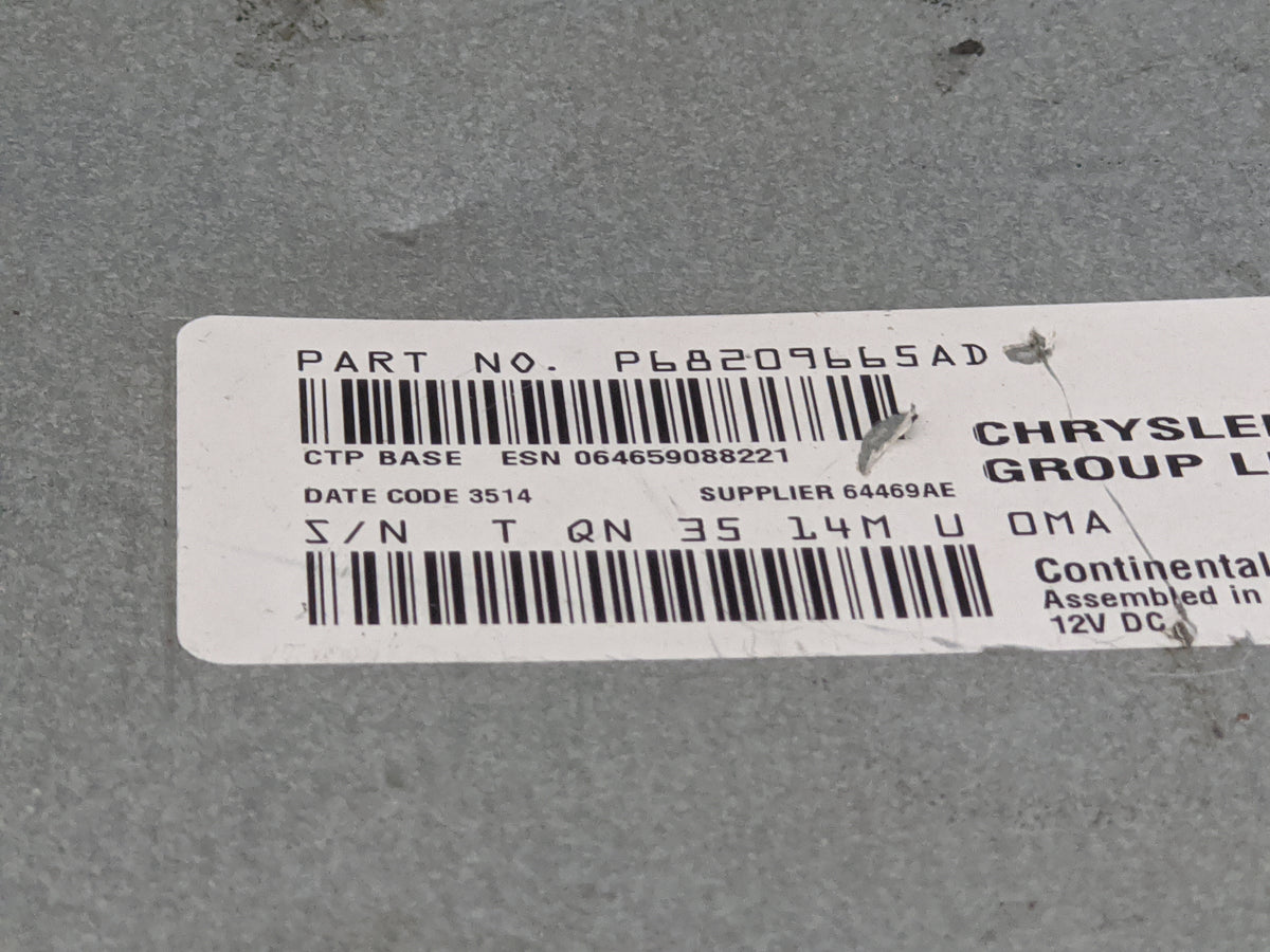 2018-2020 Dodge Journey Radio AM FM Cd Player Receiver Replacement P/N:P68209665AD Fits Fits 2018 2019 2020 OEM Used Auto Pa