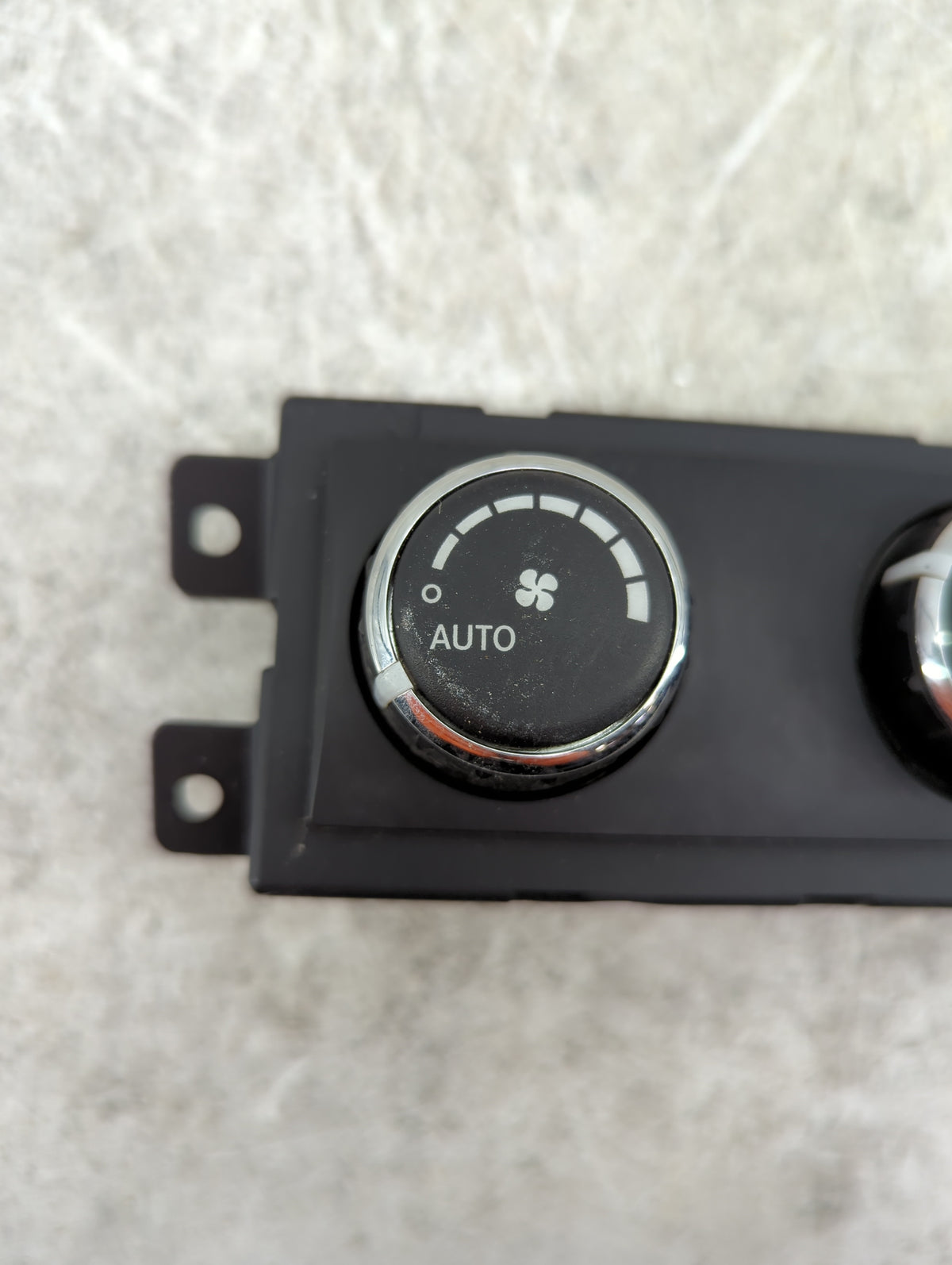 2015 Dodge Journey Climate Control Module Temperature AC/Heater Replacement Fits OEM Used Auto Parts - Oemusedautoparts1.com