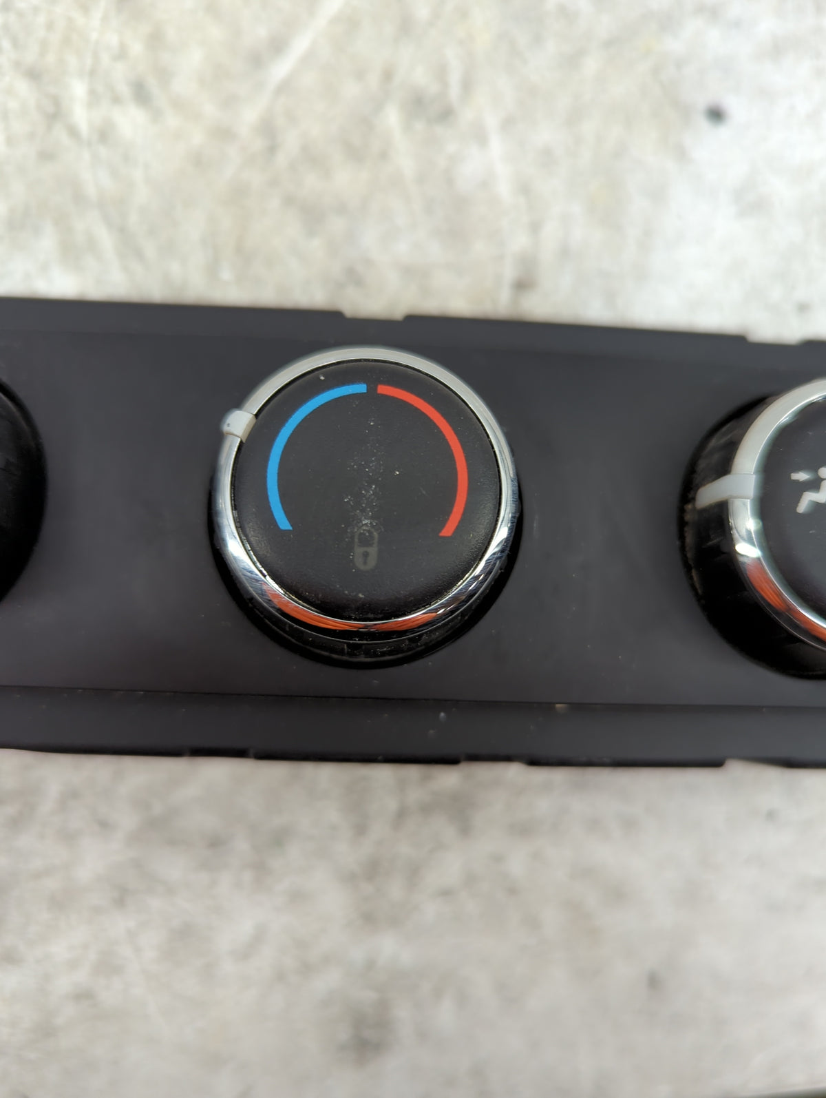 2015 Dodge Journey Climate Control Module Temperature AC/Heater Replacement Fits OEM Used Auto Parts - Oemusedautoparts1.com