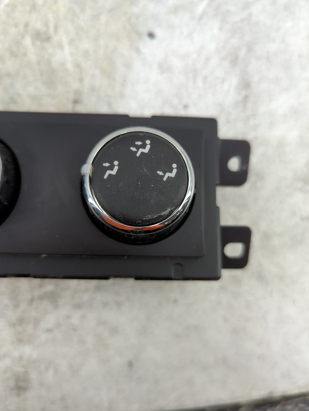 2015 Dodge Journey Climate Control Module Temperature AC/Heater Replacement Fits OEM Used Auto Parts - Oemusedautoparts1.com