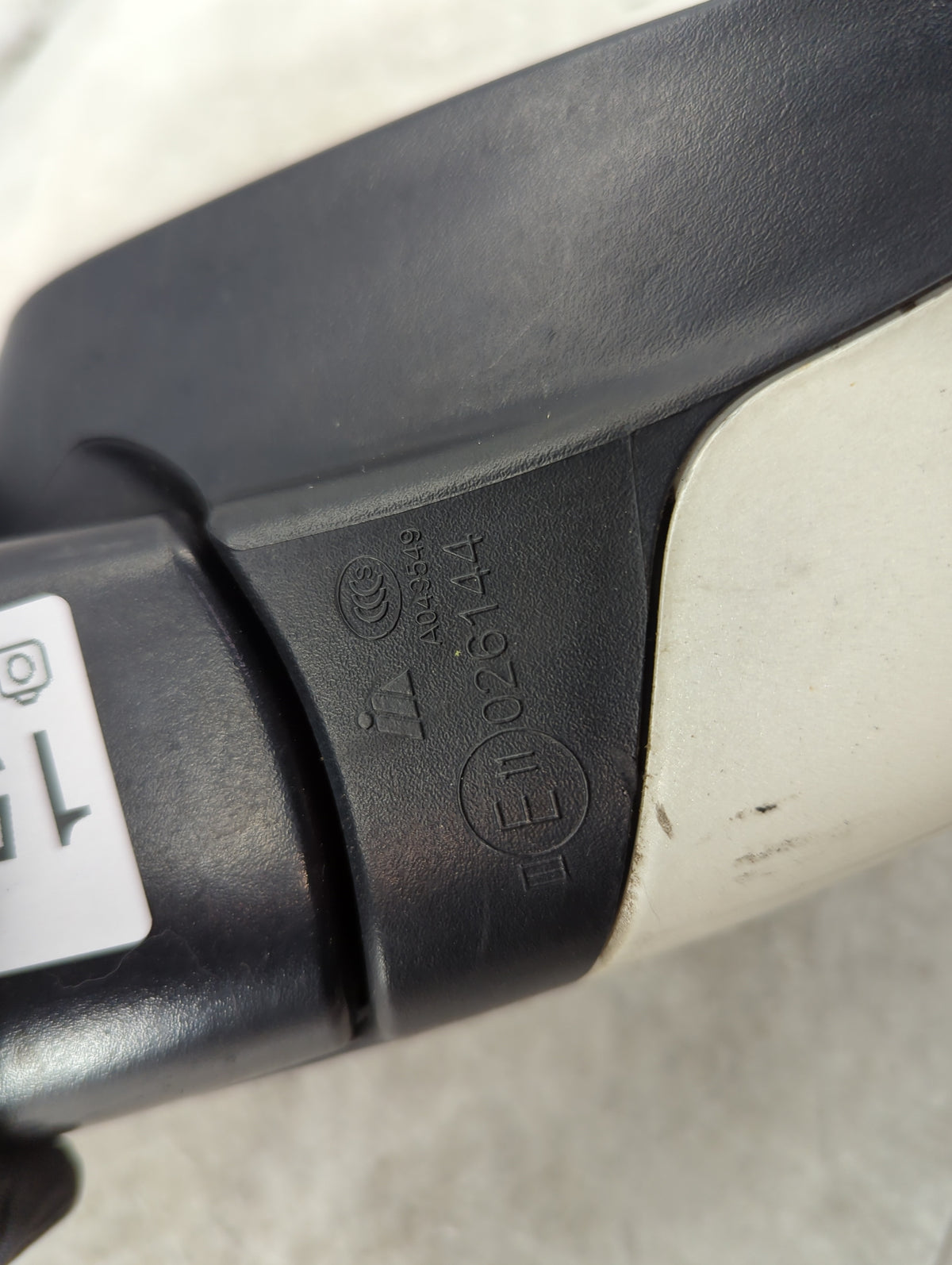 2009-2020 Dodge Journey Driver Side View Mirror - Left Door Mirror OEM Used - Oemusedautoparts1.com
