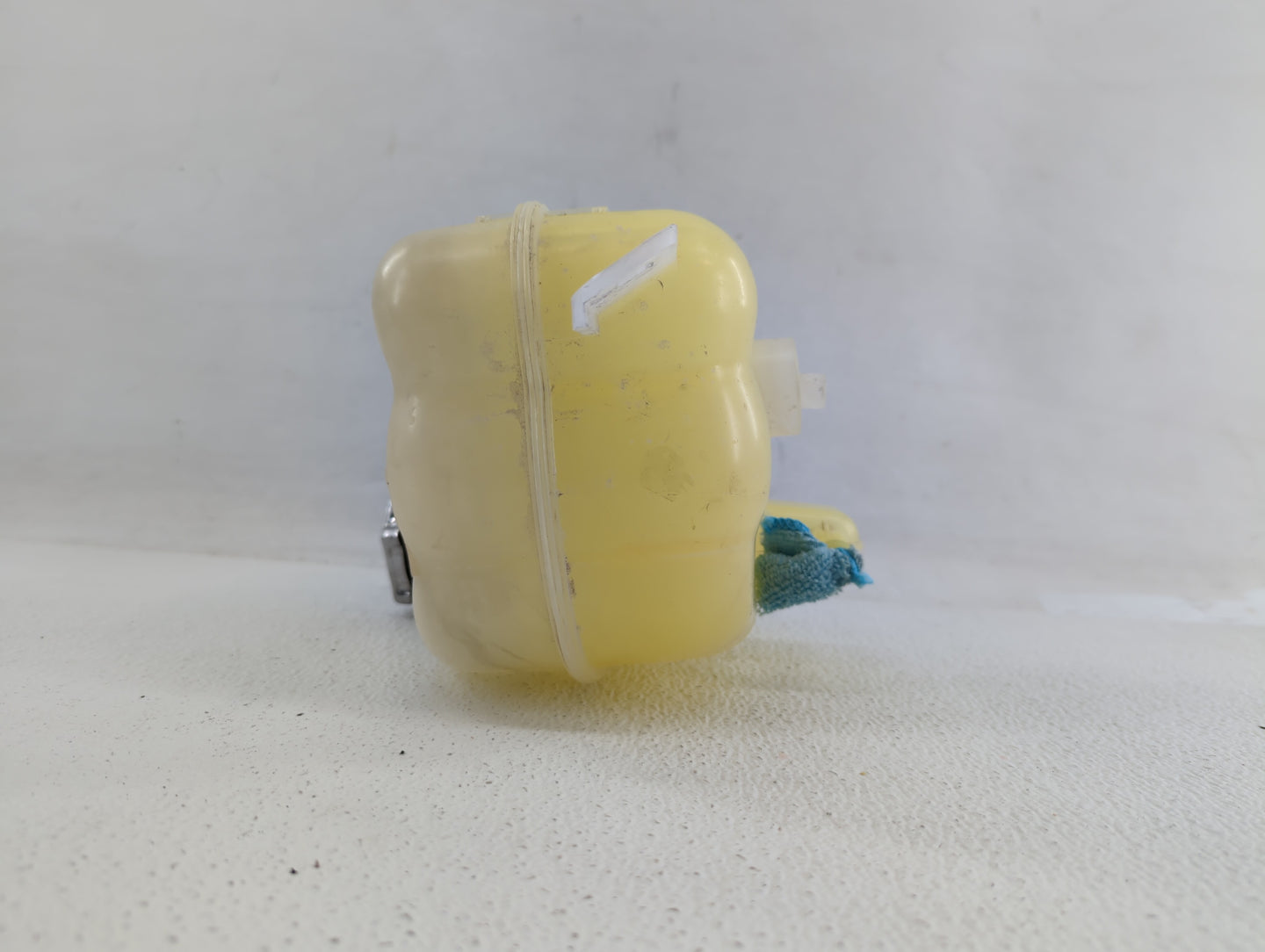 2009-2017 Dodge Journey Windshield Washer Fluid Reservoir Bottle Oem - Oemusedautoparts1.com