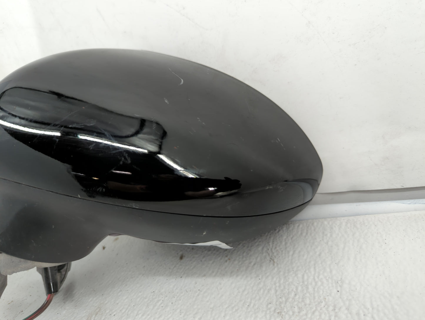 2014-2017 Dodge Journey Driver Side View Mirror - Left Door Mirror OEM Used - Oemusedautoparts1.com