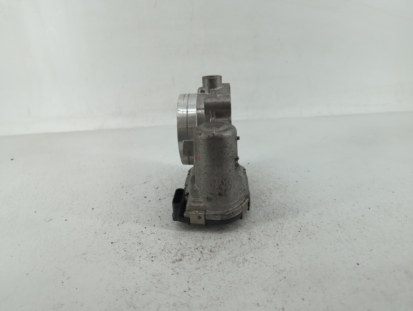 2011-2019 Dodge Journey Throttle Body P/N:05184349AE 05184349AC Fits OEM Used Auto Parts - Oemusedautoparts1.com