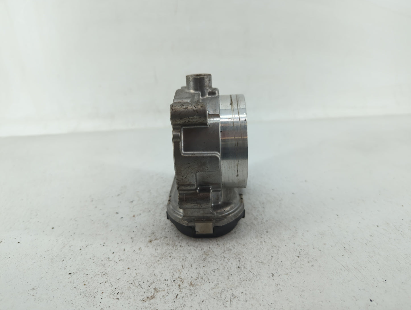 2011-2019 Dodge Journey Throttle Body P/N:05184349AE 05184349AC Fits OEM Used Auto Parts - Oemusedautoparts1.com