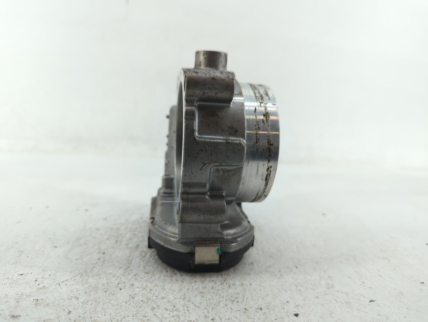 2011-2019 Dodge Journey Throttle Body P/N:05184349AE 05184349AC Fits OEM Used Auto Parts - Oemusedautoparts1.com