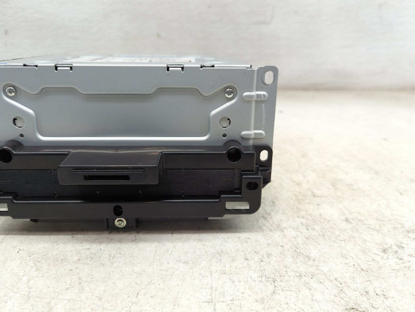 2015 Dodge Journey Radio AM FM Cd Player Receiver Replacement P/N:P68240130AA CQ-UC004E2GXB Fits OEM Used Auto Parts - Oemus