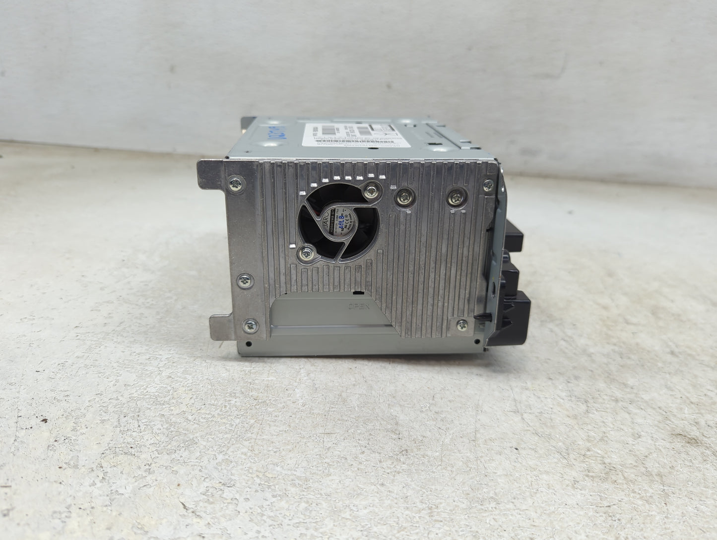 2015 Dodge Journey Radio AM FM Cd Player Receiver Replacement P/N:P68240130AA CQ-UC004E2GXB Fits OEM Used Auto Parts - Oemus