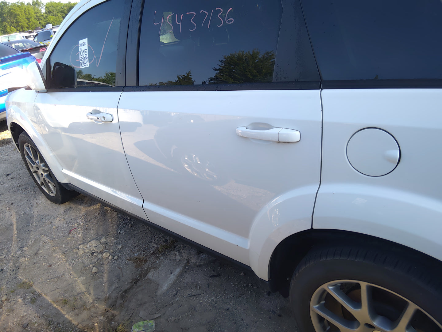 2015 Dodge Journey Driver Rear Door Oem 5041237 - Oemusedautoparts1.com